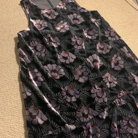 (XS) NWOT LOFT Velvet Drop-Waist Dress - Picture 2 of 7